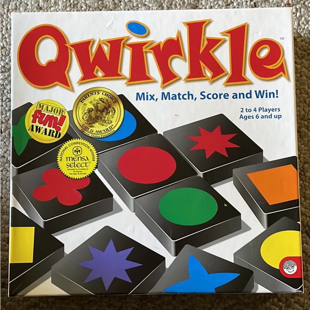 QUIRKLE Game MENSA SELECT Parents’ Choice and MAJOR FUN awards! Like new Age 6+